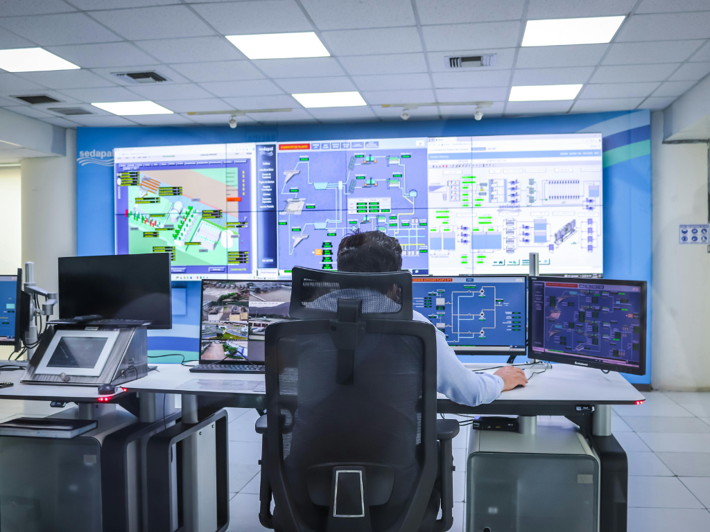 Commercial Intruder Alarm System Singapore: Zones & Cost What is a commercial intruder alarm system, and what does it include?